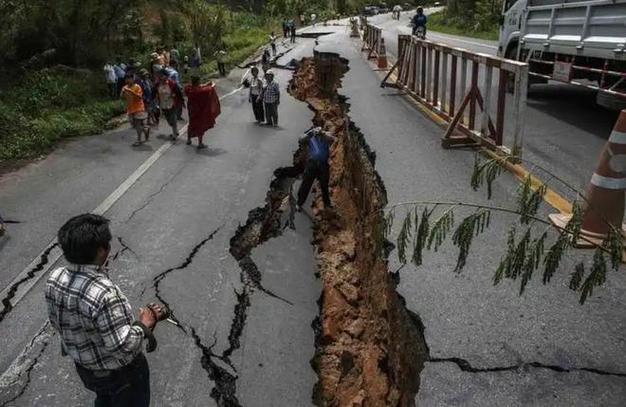 5.16雅安石棉地震-512雅安地震-第3张图片